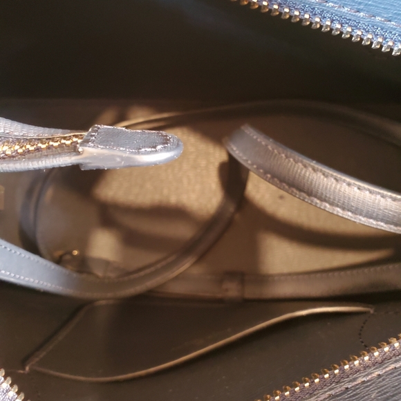 Kate spade road trip small satchel crossbody navy blue floral crossbody handbag - Picture 3 of 5